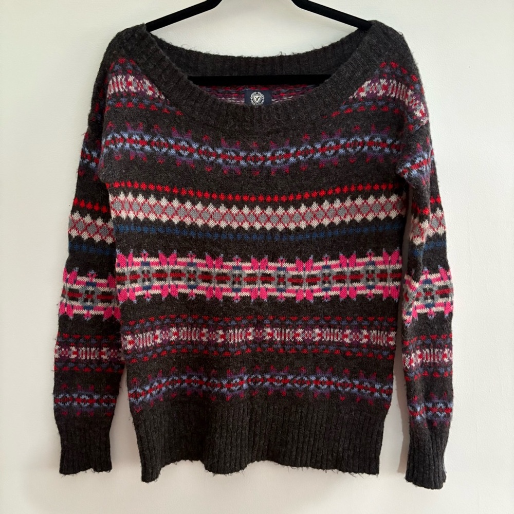 American Eagle Outfitters Wool Blend Charcoal Sweater with Red and Blue Accents